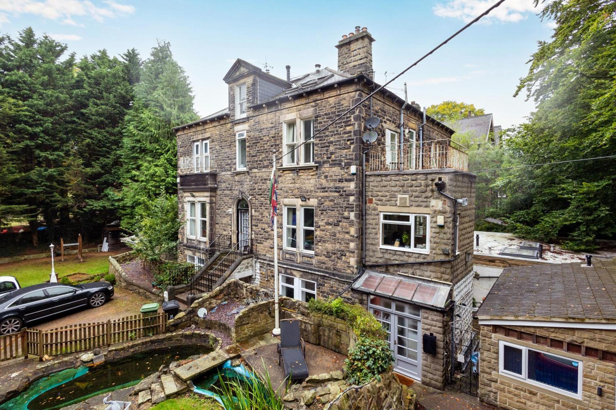 Spacious 3 Bedroom Ground Floor Apartment - 10 Mins From City Centre Leeds  Extérieur photo